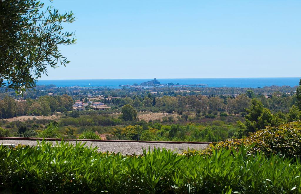 Villa Erika Is Molas Mare Golf Pula Buitenkant foto